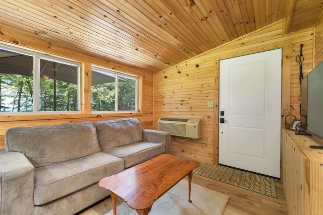 30 Knox Mountain Road, Ossipee, NH 03814