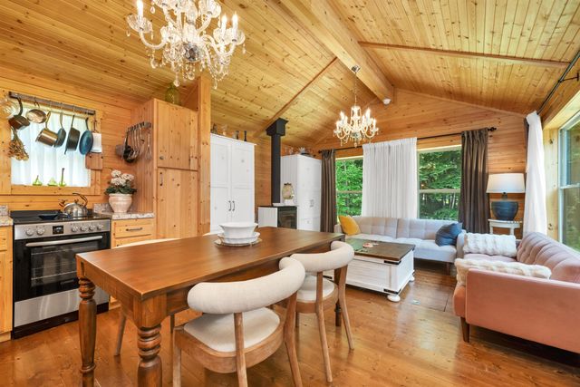 30 Knox Mountain Road, Ossipee, NH 03814
