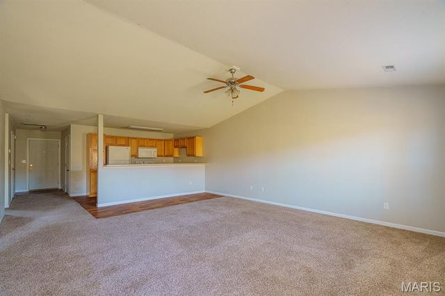 21021 Harbor Ln A & B, St Robert, MO 65584