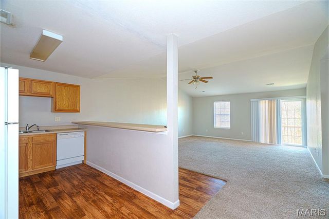 21021 Harbor Ln A & B, St Robert, MO 65584