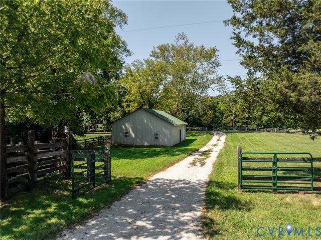 1887 Sheppard Town Rd, Goochland, VA 23039