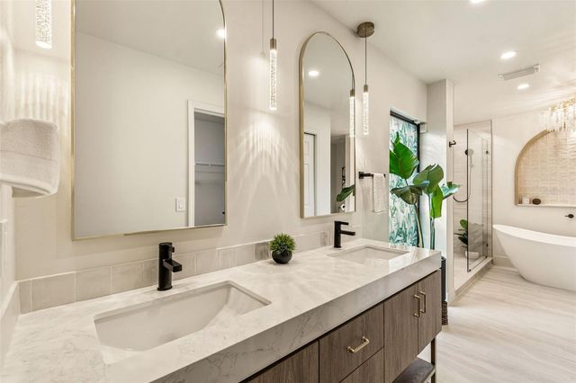 1228 RAINBROOK CIRCLE, Valrico, FL 33596