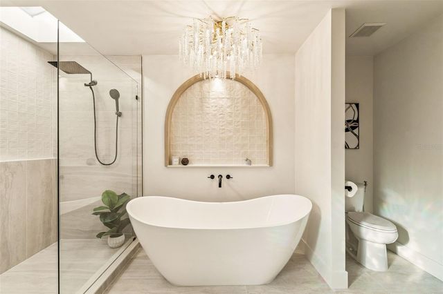 1228 RAINBROOK CIRCLE, Valrico, FL 33596