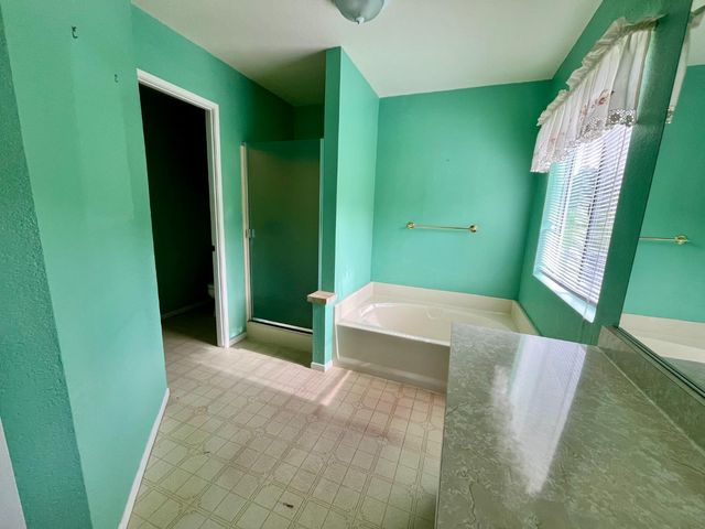 7622 Sagebrush Ln, Wallace, CA 95254