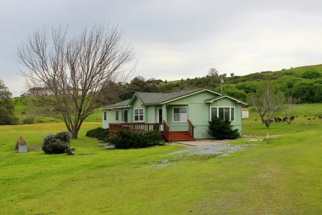 7622 Sagebrush Ln, Wallace, CA 95254