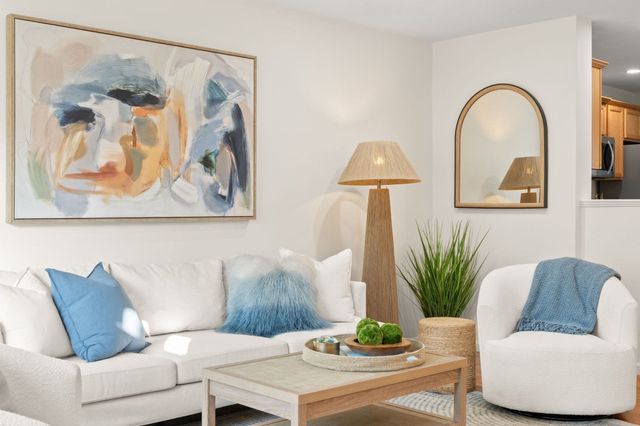 26 Boxberry Ln 26, Rockland, MA 02370