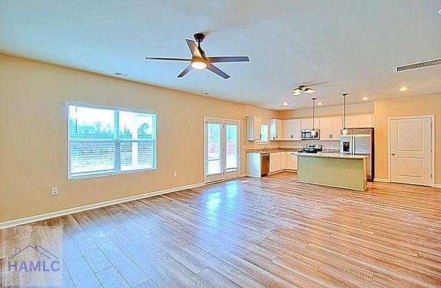 224 Enclave Way NE, Ludowici, GA 31316