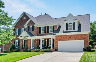 140 Foxfield Park Drive, Mooresville, NC 28115