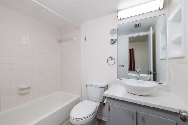 400 N BAYSHORE BOULEVARD 203, Clearwater, FL 33759