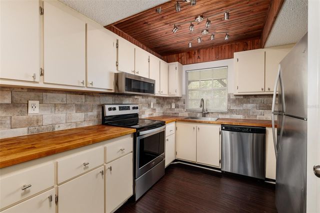 400 N BAYSHORE BOULEVARD 203, Clearwater, FL 33759