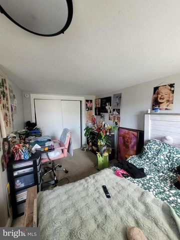 574 BATH ST, Bristol, PA 19007