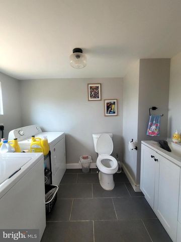 574 BATH ST, Bristol, PA 19007