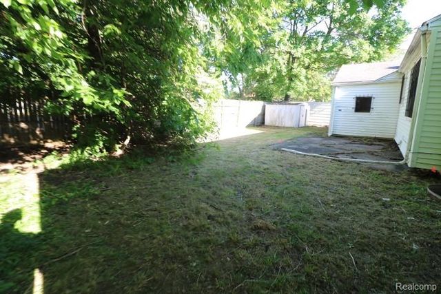 5710 Dupont Street, Flint, MI 48505
