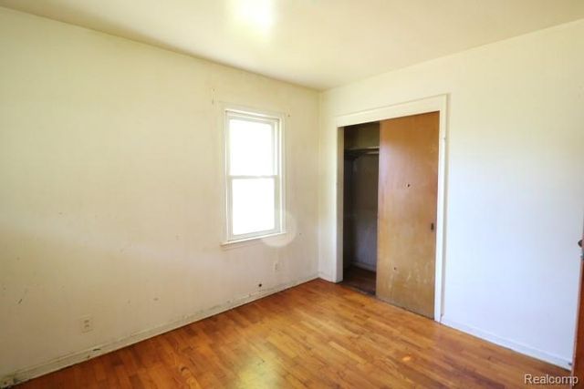 5710 Dupont Street, Flint, MI 48505