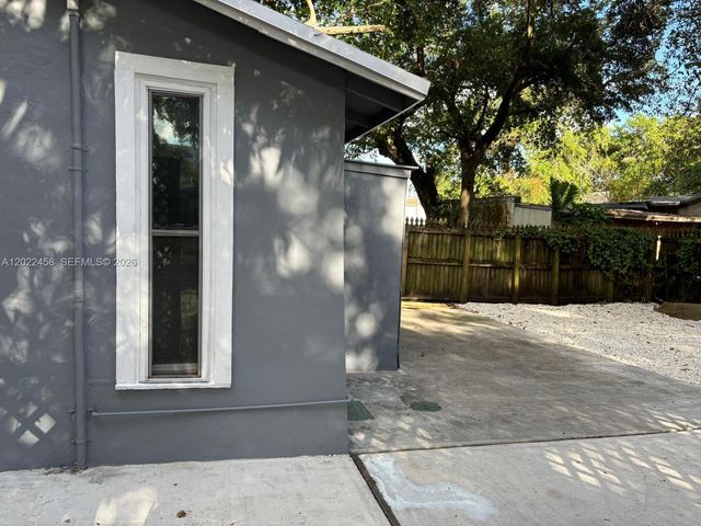 5911 NW 5th Ct 5911, Miami, FL 33127