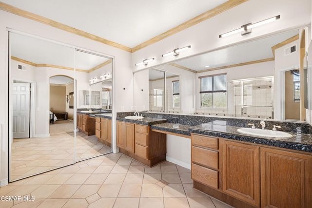 615 Camino Del Lago, Newbury Park, CA 91320