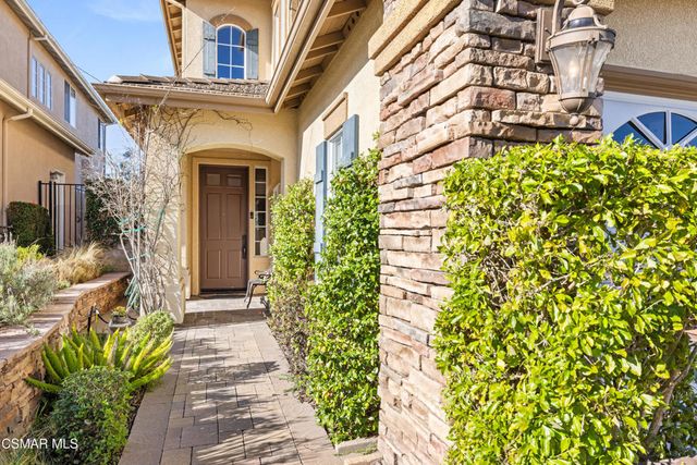 615 Camino Del Lago, Newbury Park, CA 91320