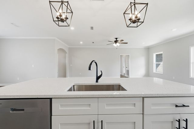 306 Thornbird Loop, Enterprise, AL 36330