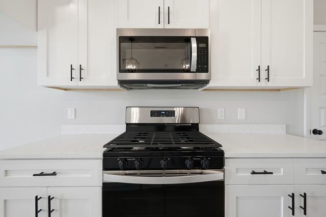 306 Thornbird Loop, Enterprise, AL 36330