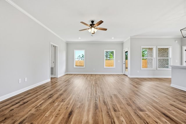 306 Thornbird Loop, Enterprise, AL 36330