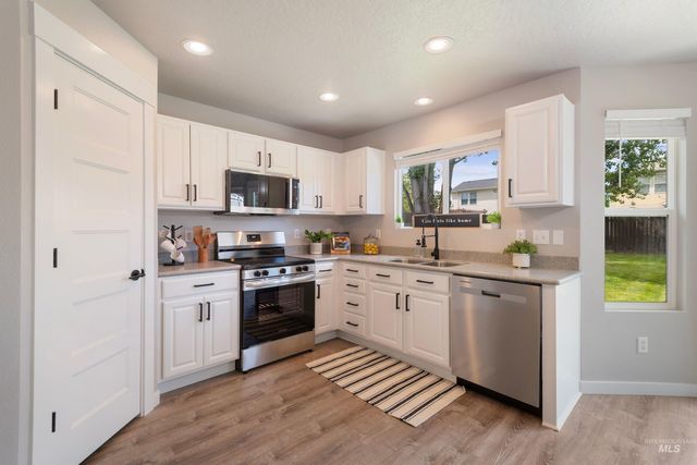 16759 Abram Ave, Caldwell, ID 83607