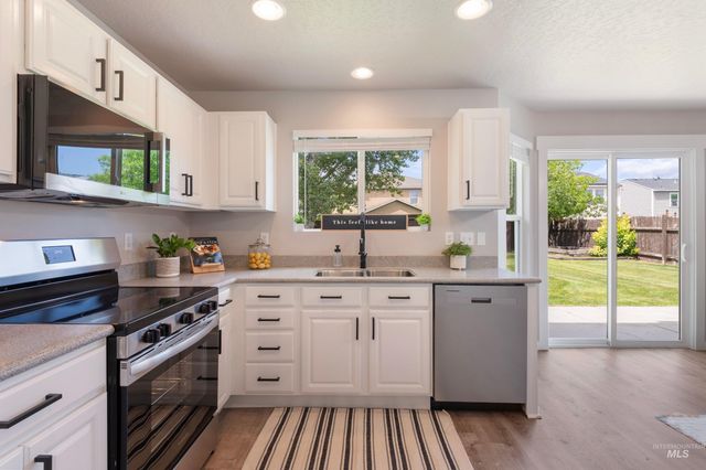 16759 Abram Ave, Caldwell, ID 83607