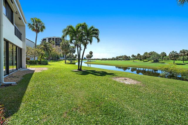 2435 Presidential Way H, West Palm Beach, FL 33401