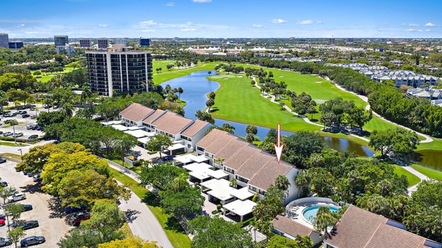 2435 Presidential Way H, West Palm Beach, FL 33401