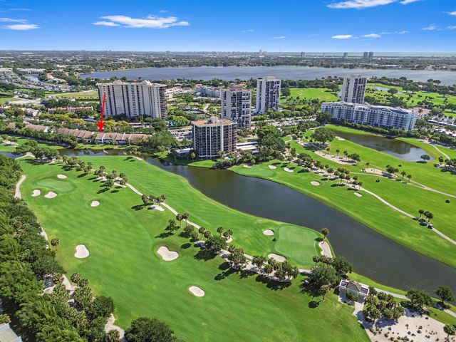 2435 Presidential Way H, West Palm Beach, FL 33401