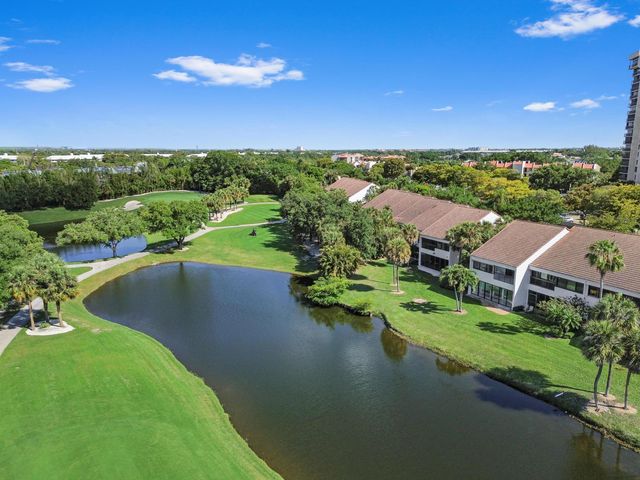 2435 Presidential Way H, West Palm Beach, FL 33401