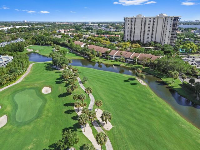 2435 Presidential Way H, West Palm Beach, FL 33401