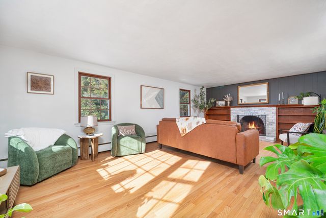 35 Jasmine Street, Bristol, CT 06010