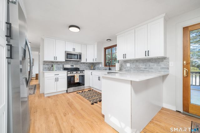 35 Jasmine Street, Bristol, CT 06010