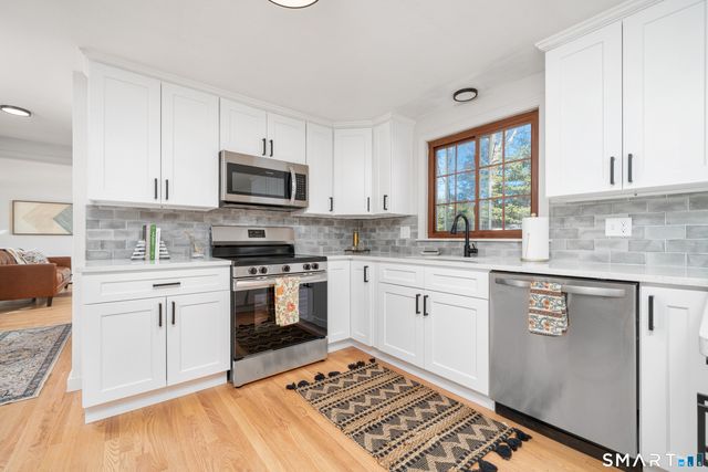 35 Jasmine Street, Bristol, CT 06010