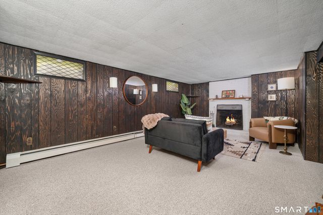 35 Jasmine Street, Bristol, CT 06010