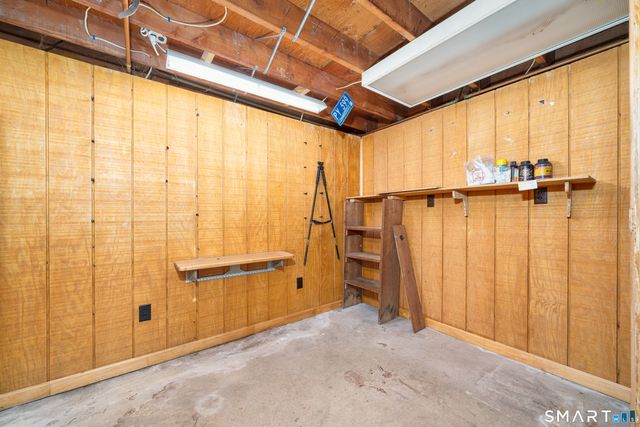 35 Jasmine Street, Bristol, CT 06010