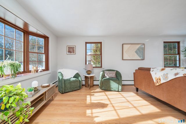 35 Jasmine Street, Bristol, CT 06010