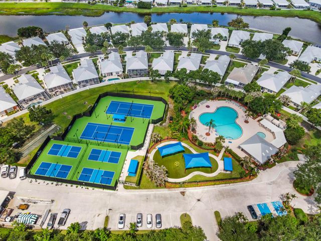 1772 SW Waterfall Boulevard, Palm City, FL 34990