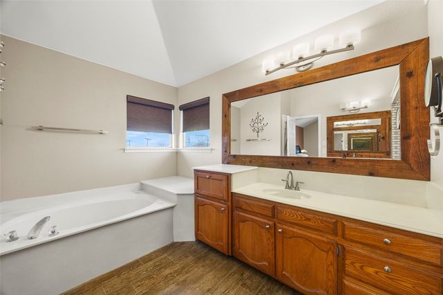 7006 Barton Creek Drive, Rowlett, TX 75089