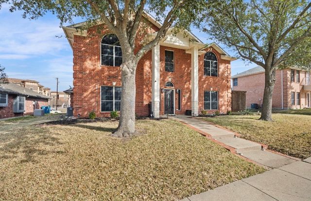 7006 Barton Creek Drive, Rowlett, TX 75089