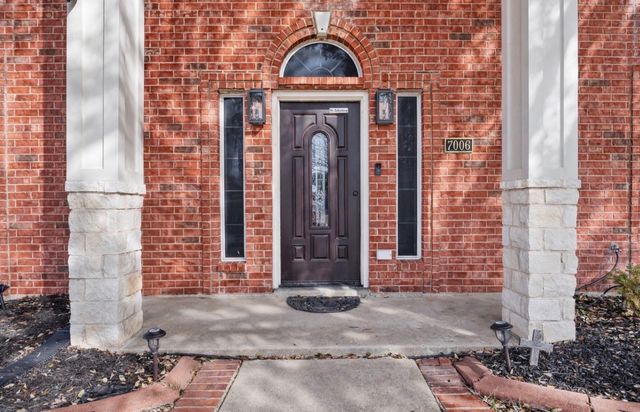 7006 Barton Creek Drive, Rowlett, TX 75089