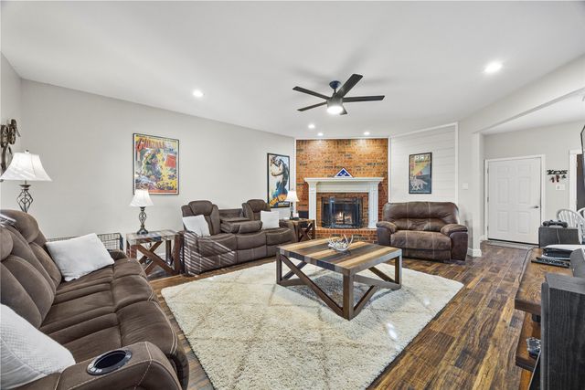 7006 Barton Creek Drive, Rowlett, TX 75089