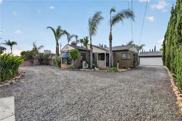 815 E Collins, Orange, CA 92867