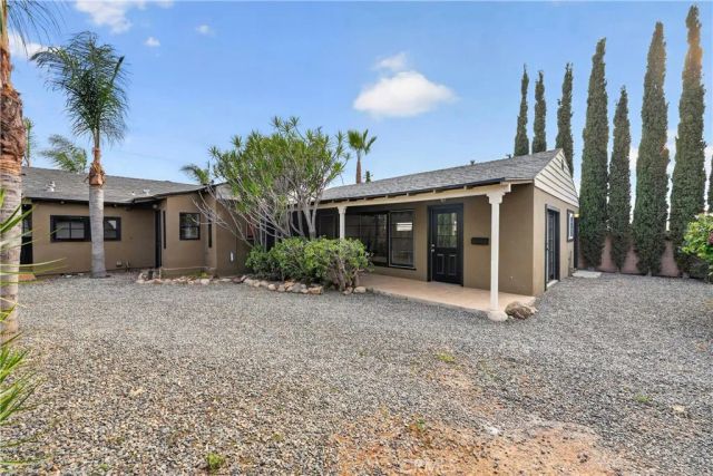 815 E Collins, Orange, CA 92867