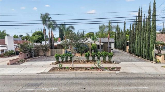 815 E Collins, Orange, CA 92867