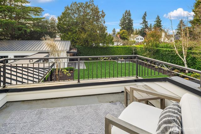 1403 Shenandoah Drive E, Seattle, WA 98112