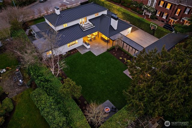 1403 Shenandoah Drive E, Seattle, WA 98112