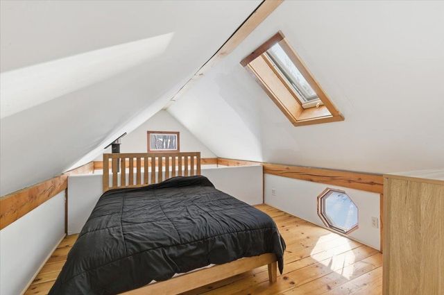 1227 Vermont Route 30, Townshend, VT 05353