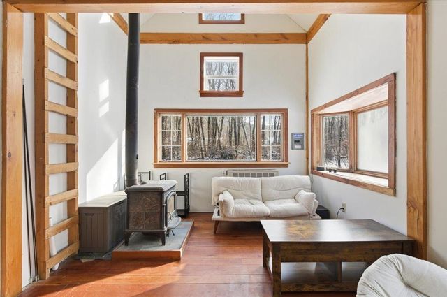 1227 Vermont Route 30, Townshend, VT 05353