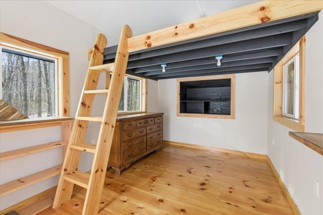 1227 Vermont Route 30, Townshend, VT 05353